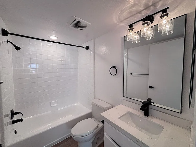 132 Clark Dr — Photo 15