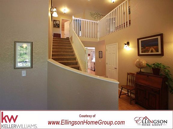5th image of 25490 Morford Ct