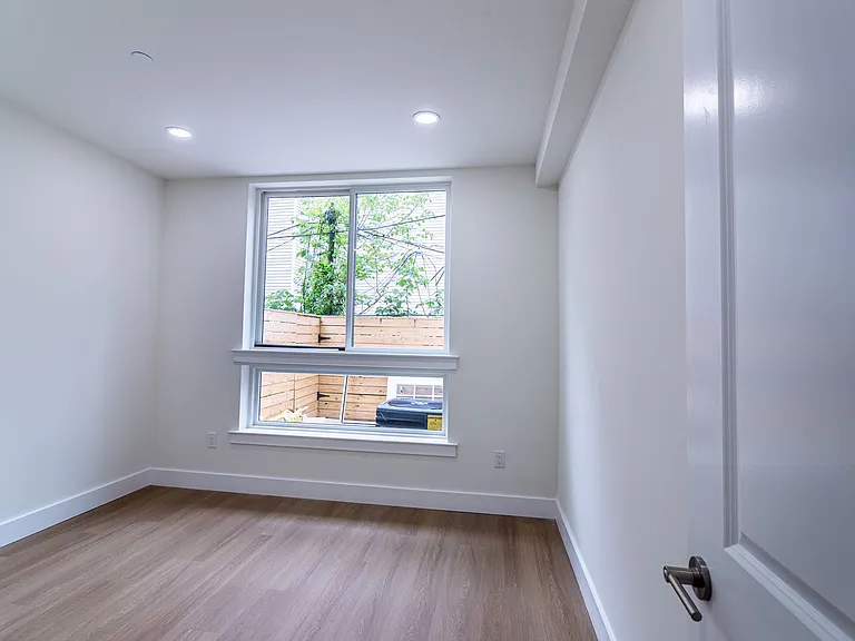 808 N Preston St — Photo 41
