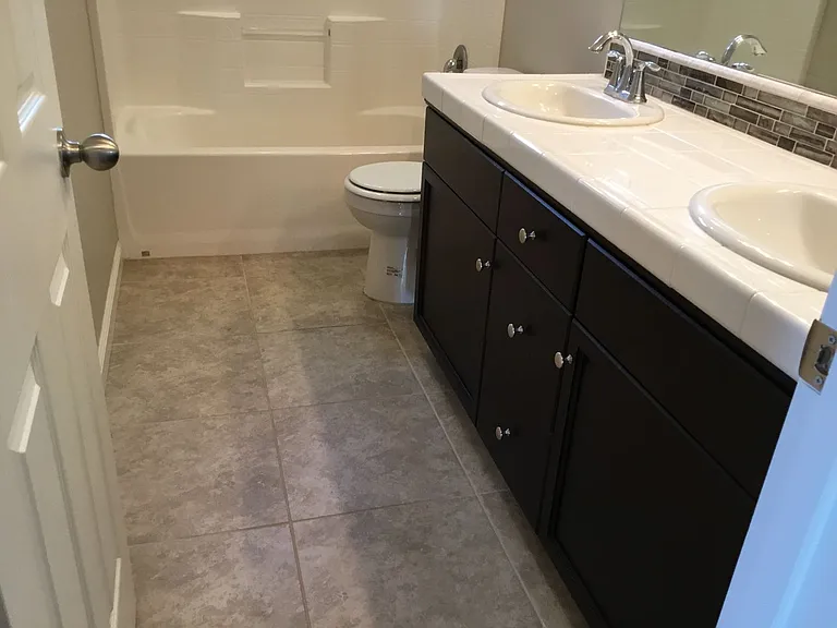 3431 Marengo Ave — Photo 11