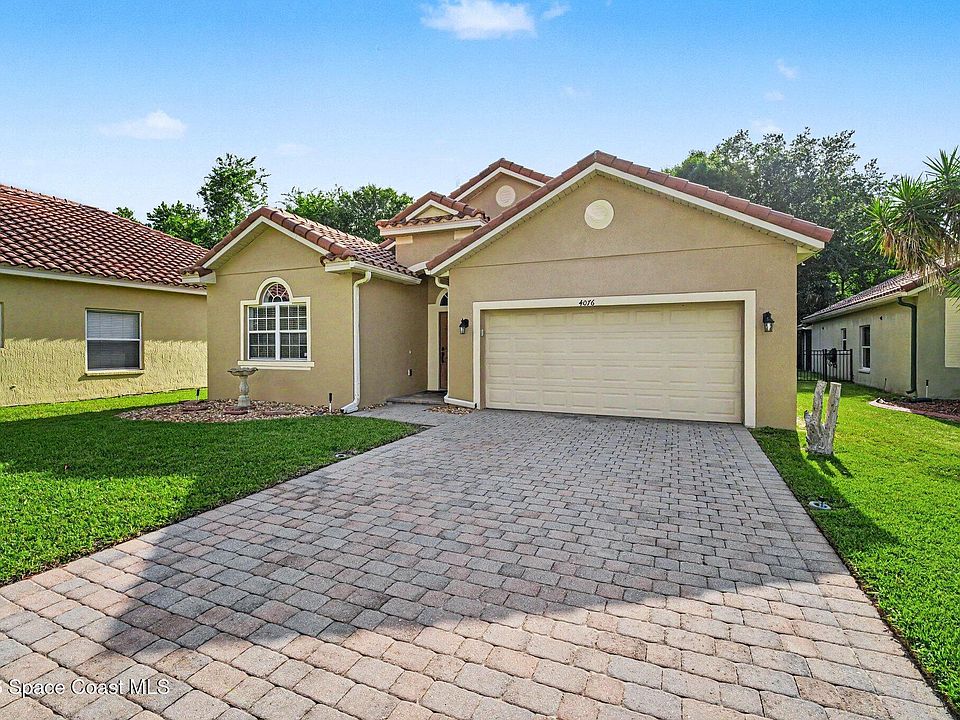 1st image of 4076 Fitzroy Reef Dr