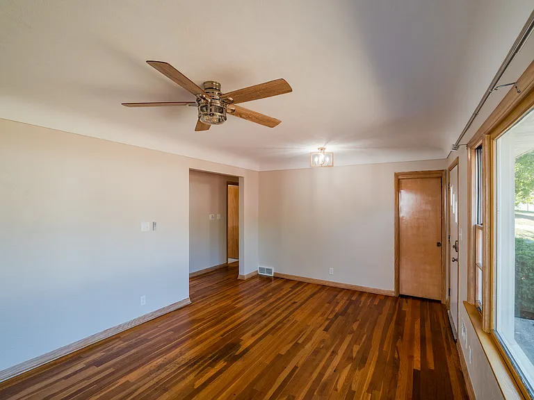 2750 Dalewood Ave SE — Photo 6