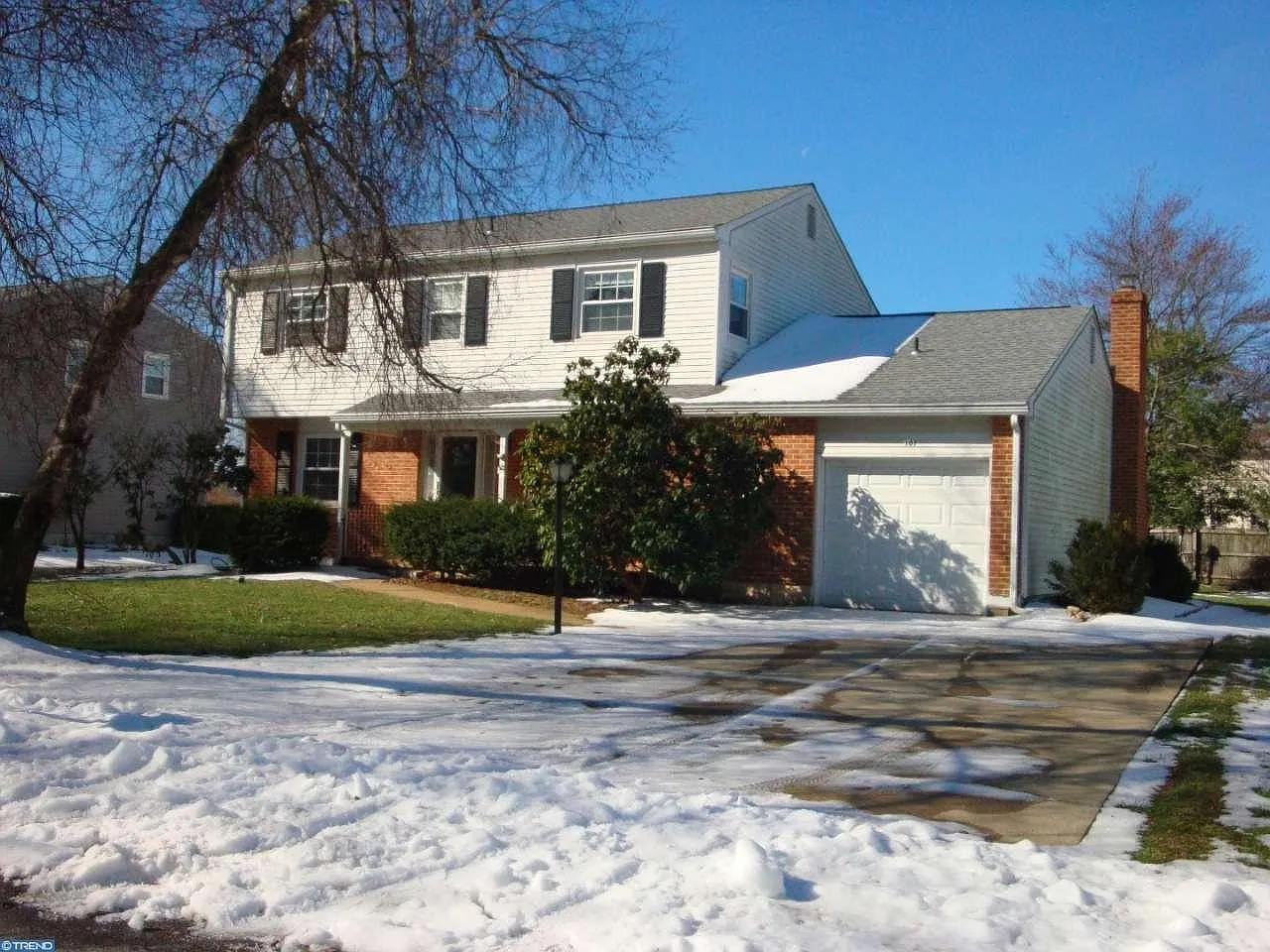 107 Dunbarton Dr photo 1