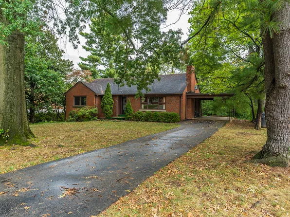 957 Wolf Run Dr, Lexington, KY 40504