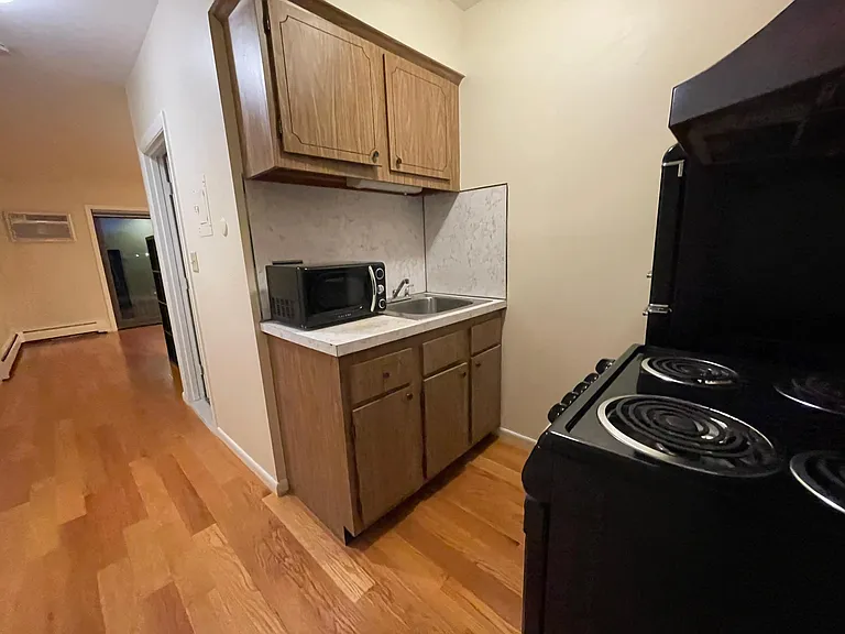 33 Paul St #37 — Photo 15