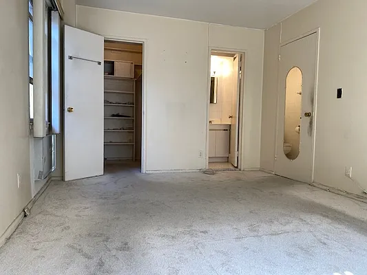 Sold by Winzone Realty Inc | media 16