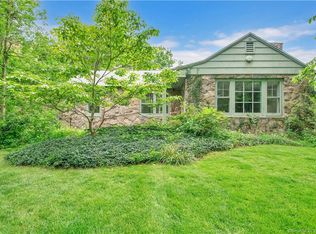 54 Elm St, Fairfield, CT 06824