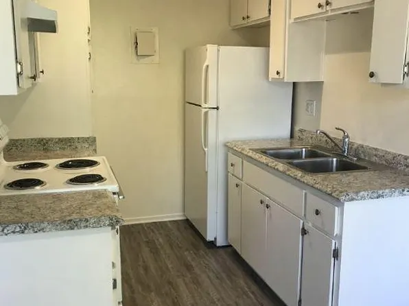 Western Gardens, 121 Western Ave #E8, Santa Maria, CA 93458