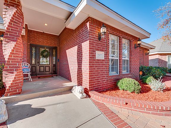 4th image of 207 Skywood Cir