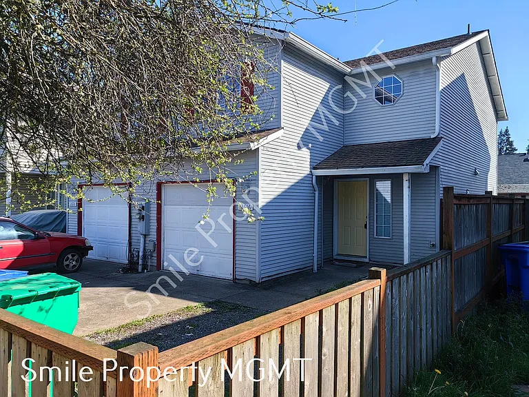 12616 SE Taggart St — Photo 2