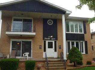 4512 Elm Ave APT 1S, Brookfield, IL 60513