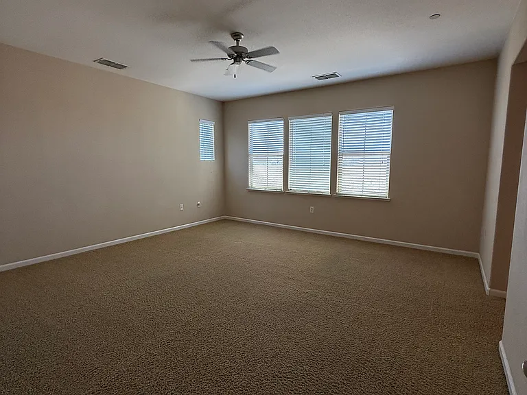 5301 E Commerce Way #11103 — Photo 31