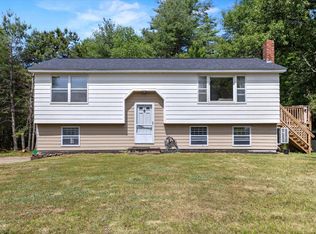72 Old Post Rd, Sanford, ME 04073