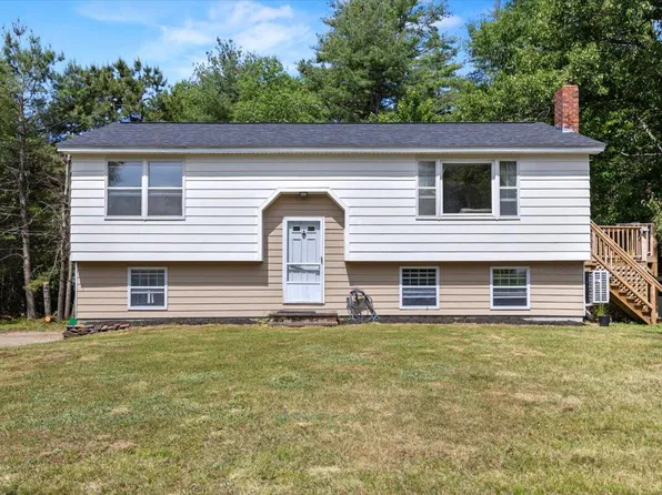 72 Old Post Road, Sanford, ME 04073