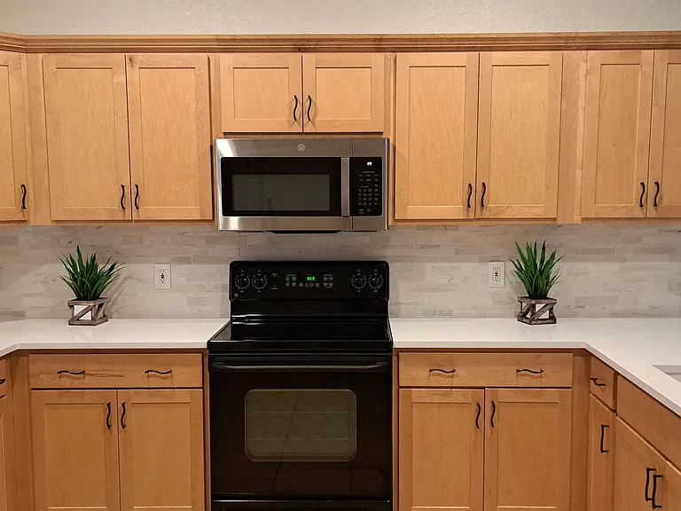 301 S Arrawana Ave #B — Photo 5