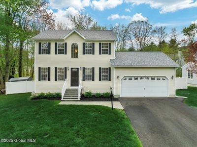 13 Willowbrook Terrace, Halfmoon, NY, 12065