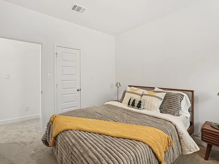 18419 Circle Bar Ranch Ct — Photo 29