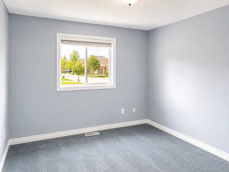 6913 Kelly Dr — Photo 9