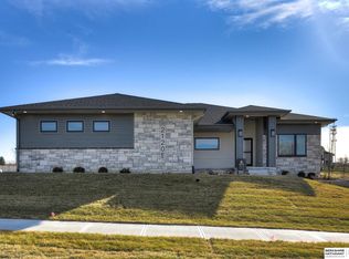 21205 C St, Elkhorn, NE 68022