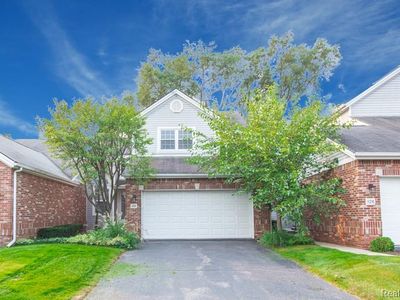1126 Fairways Blvd #1, Troy, MI, 48085
