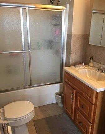 4th image of 99 Pearl Ave #1