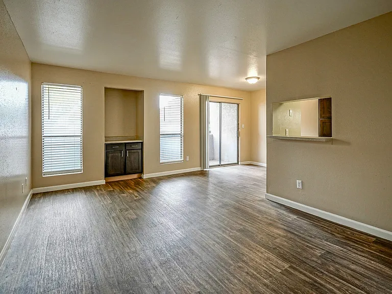 Silverado — Photo 25