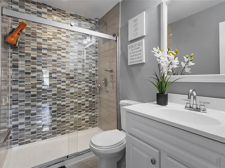 8218 SW 163rd Pl — Photo 15
