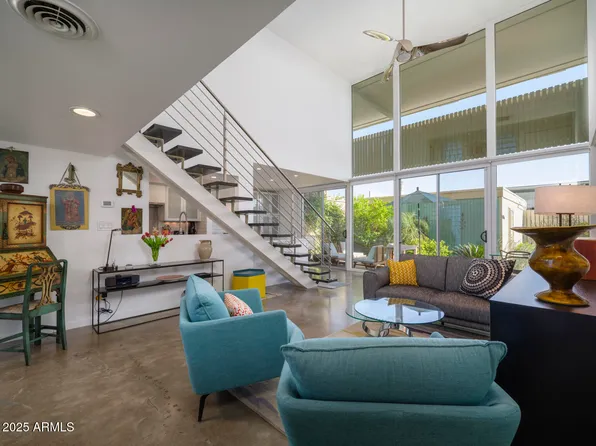 1693 E MARYLAND Avenue, Phoenix, AZ 85016