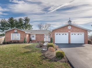 1052 Starmount Ave, Roanoke, VA 24019