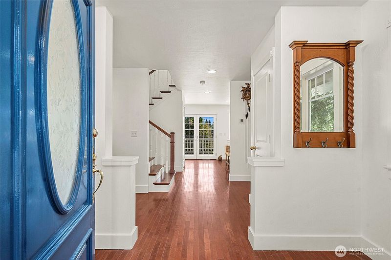 5th image of 24 Broadway Hill Road