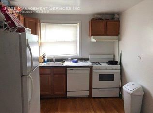 4238 W Nelson St, Chicago, IL 60641