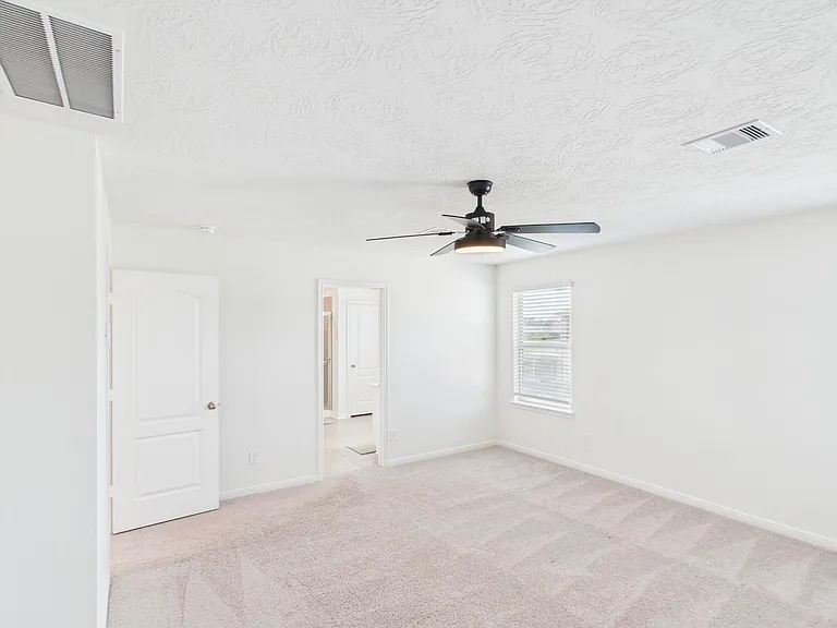 15643 Fellswood Dr — Photo 23