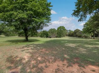 Dominion Oaks Dr, China Spring, TX 76633