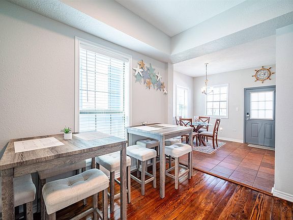 4th image of 1414 Avenue N 1/2