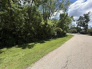 5th image of 24272 W Bayview Rd