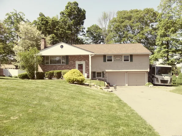 90 Dogwood Drive, New Britain, CT 06052