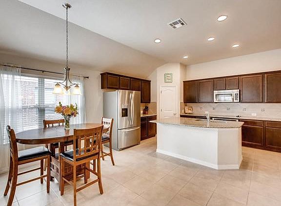 3rd image of 908 Emory Stable Dr