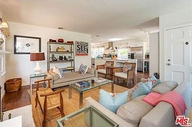 4th image of 2339 31st St