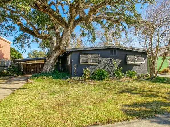 9209 Melrose Ln, River Ridge, LA 70123