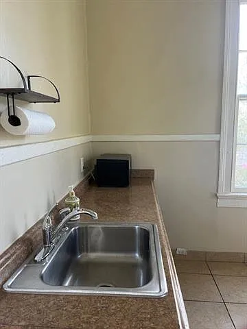 7817 Maple St #UPPER — Photo 13