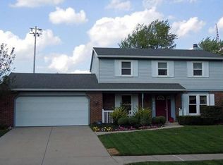 6411 Landmark Dr, Fort Wayne, IN 46815
