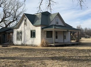 104 N Porter St, Garfield, KS 67529