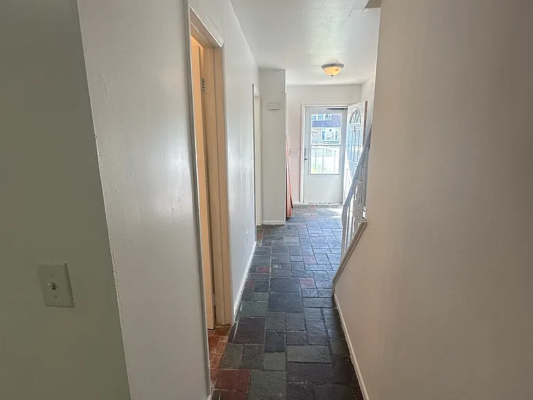 6 Whitman Ct — Photo 18