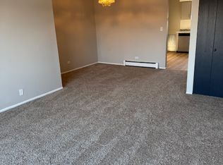 3444 Salem Walk #B2, Northbrook, IL 60062