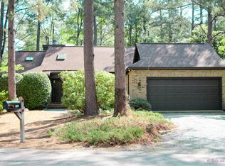 185 Westchester Cir, Pinehurst, NC 28374