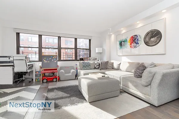 Sold by NextStopNY | media 2