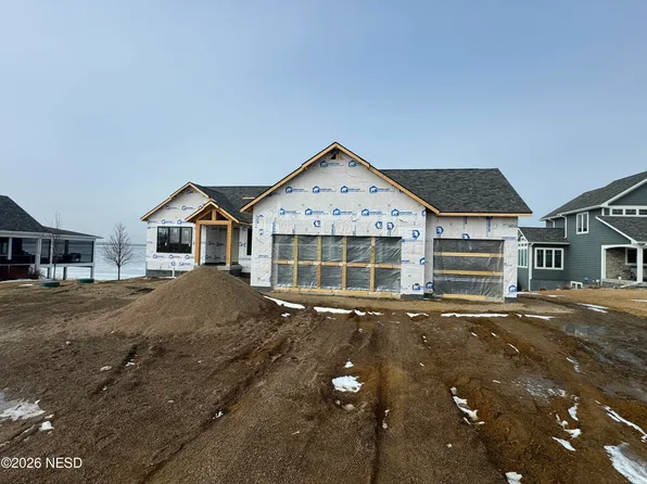 110 Sunset Park Dr, Estelline, SD 57234