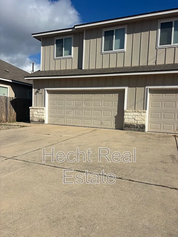 3 bed, 2.5 bath, 1403 sqft, $1,495 — Photo 4