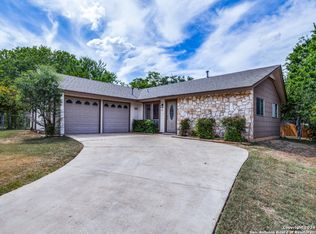 8151 Dry Canyon Trl, Live Oak, TX 78233