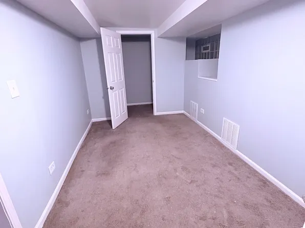 419 N 5th Ave, Maywood, IL 60153